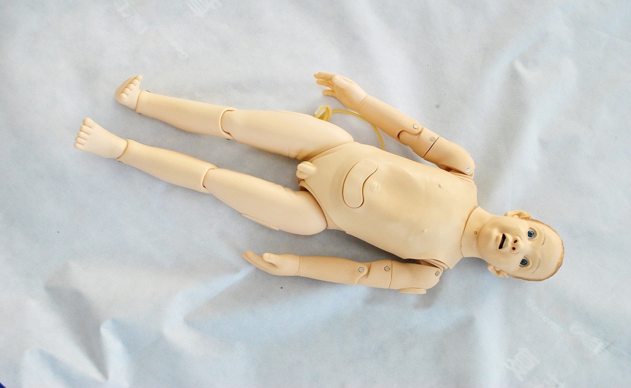 Gemengd Rubber Drie - de mannequin van de éénjarigenzuigeling voor Nasogastric-Intubatie Opleiding