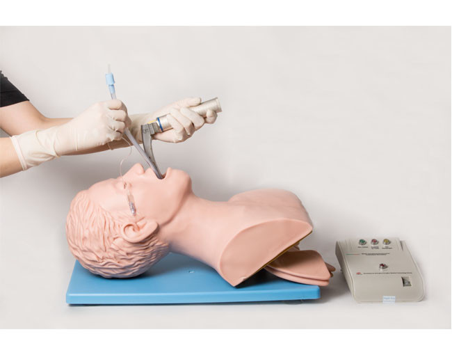 Intubatie die de Elektronische Mannequin van het Luchtroutebeheer opleiden